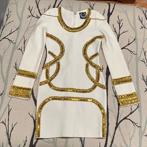 Holt white dress with long sleeves size XS